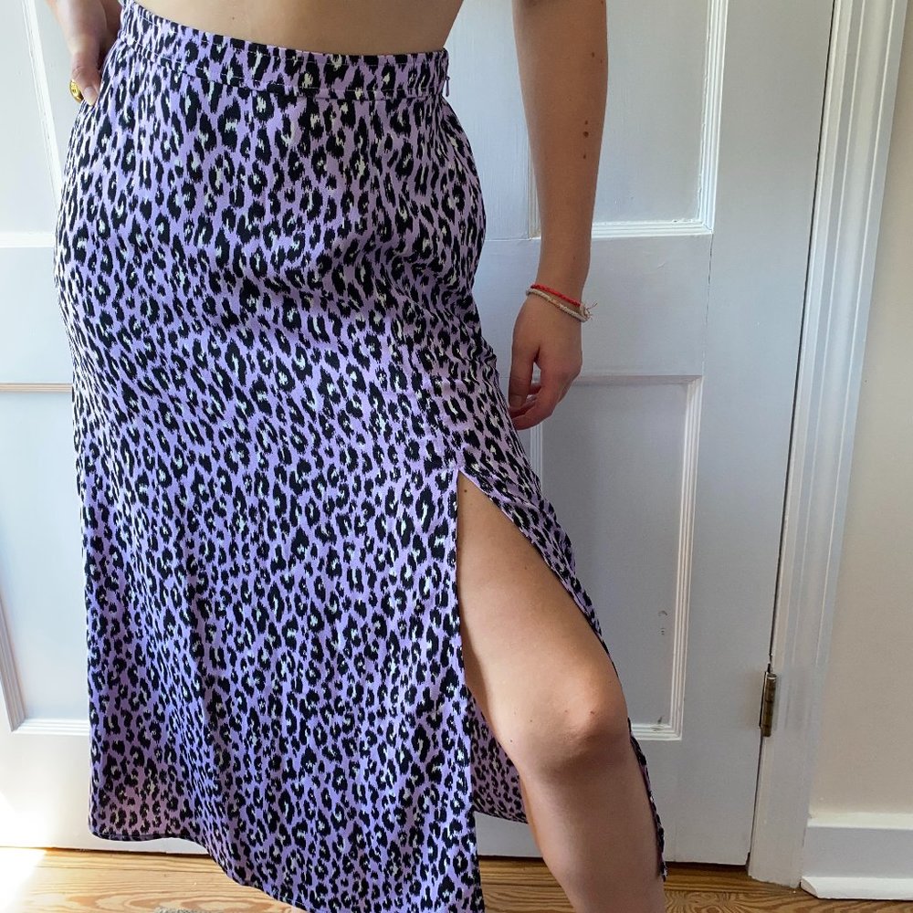 NORDSTROM MAXI SKIRT LILAC AND BLACK LEOPARD